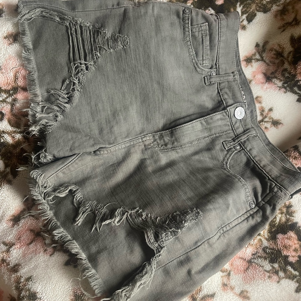 NWOT American Eagle High Rise Shorts size 000
